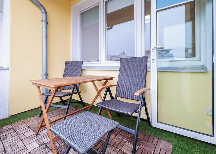 86qm - 3 - - Rhm Lägenhet