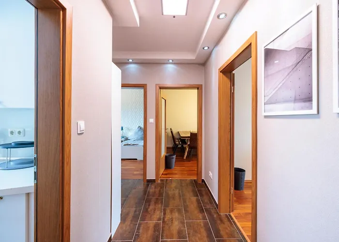 86qm - 3 - - Rhm Lägenhet *